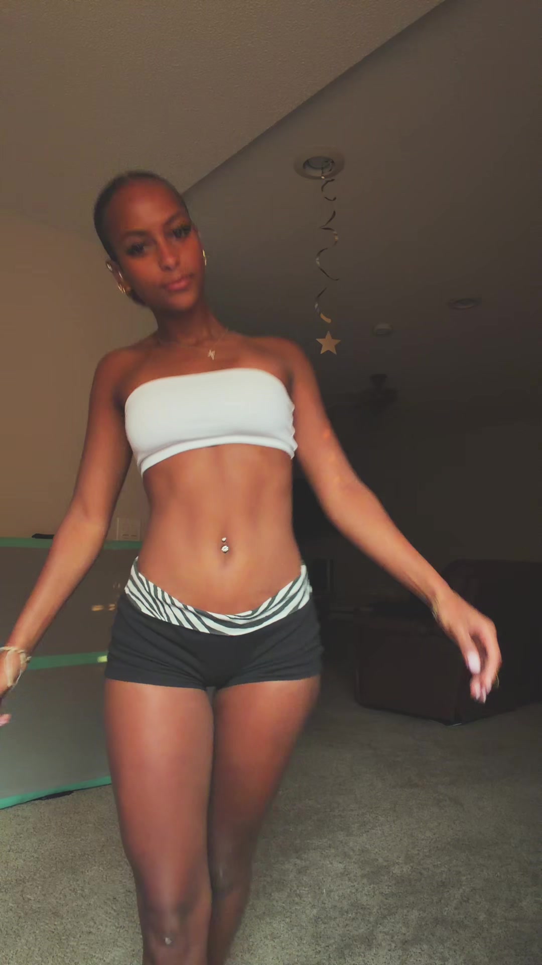 @ella