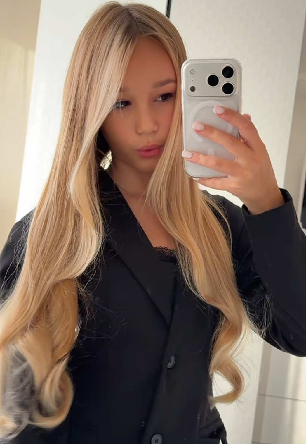 @ТГК:𝐧𝐞𝐨𝐧𝐢𝐥𝐚.𝐨𝐟𝐟.