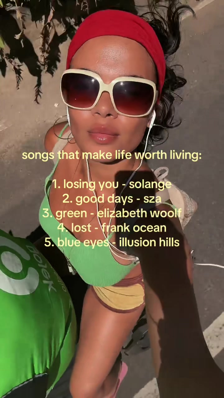 @postinternetfamee