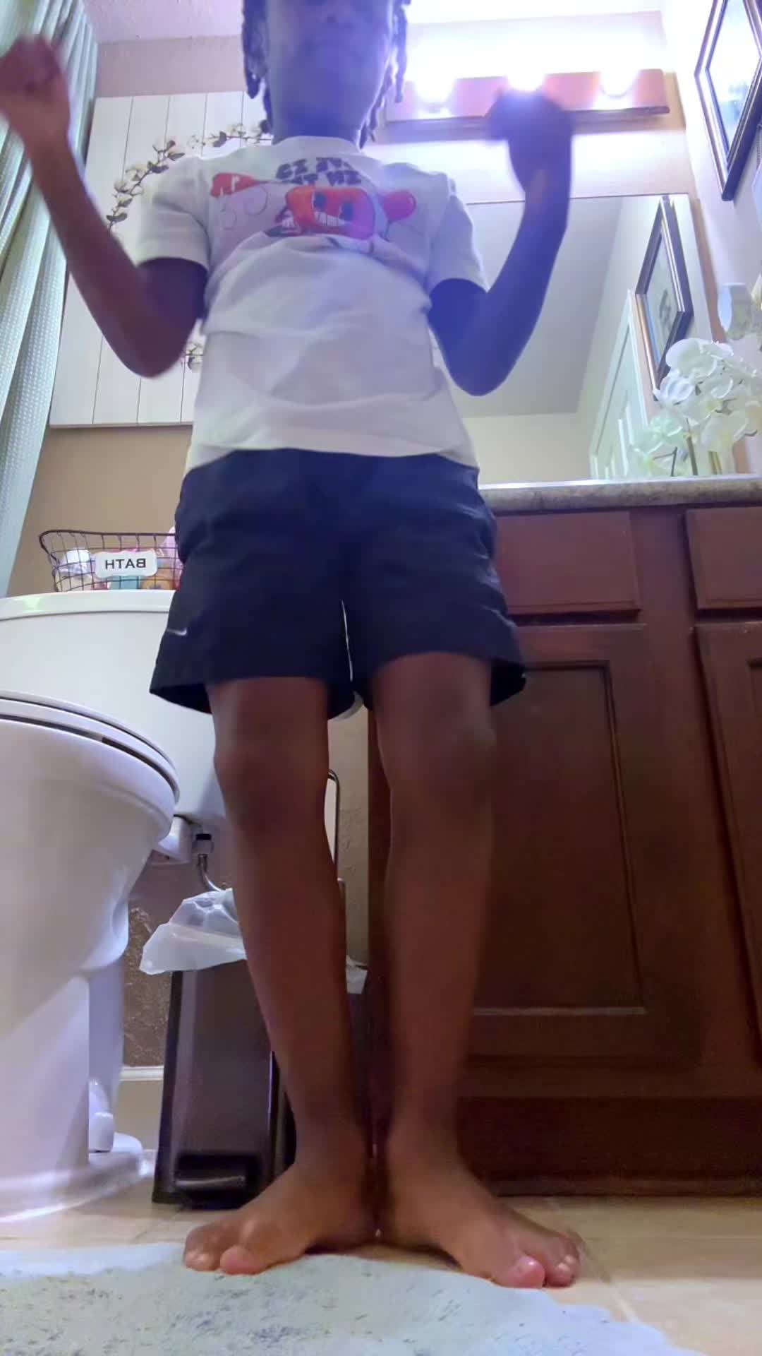 @Alexis