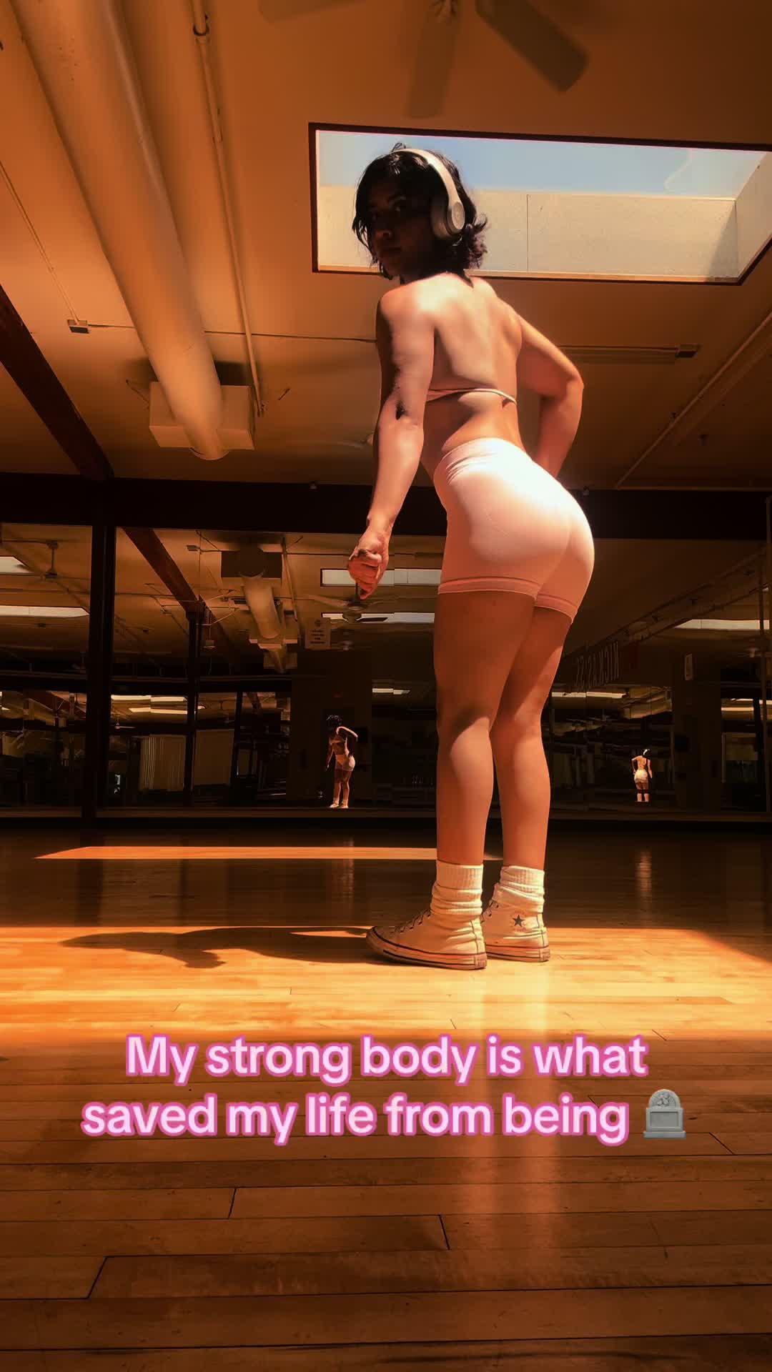 @hotgirlfrida