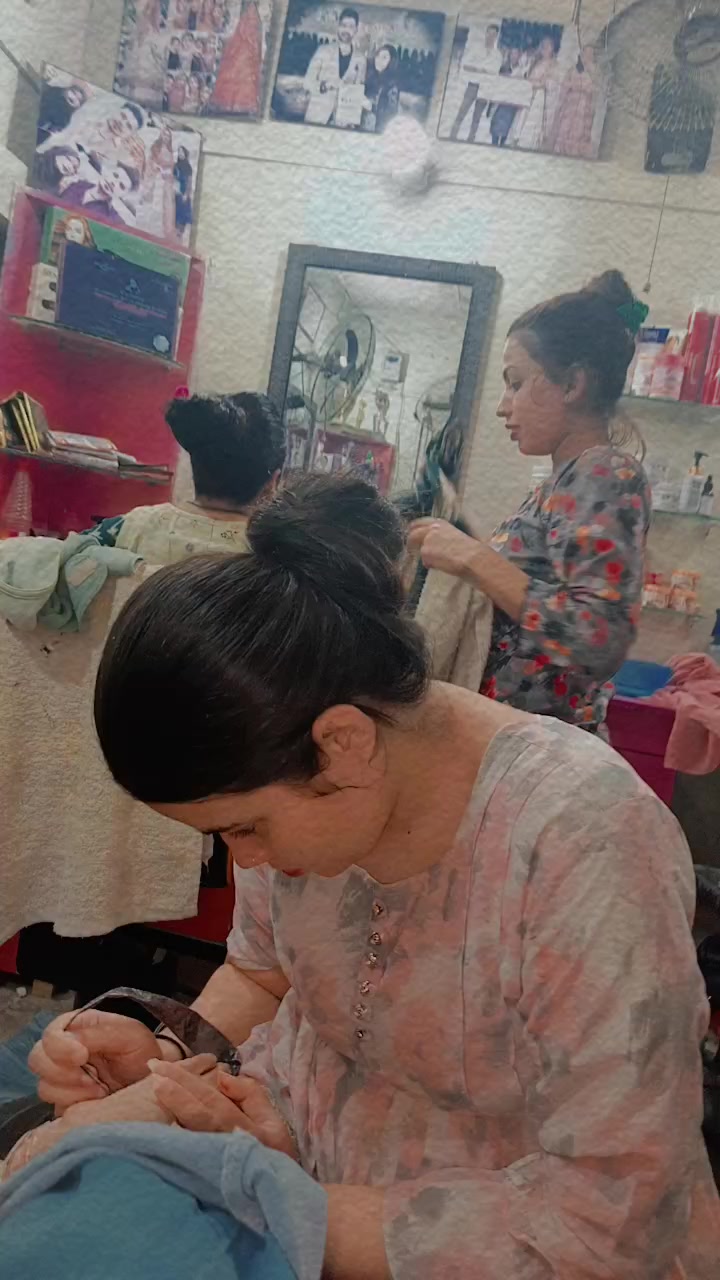 @Mehwish salon ๐
