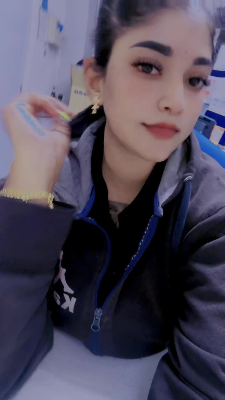 @𝓝𝓲𝓼𝓱𝓪 𓆩♡𓆪