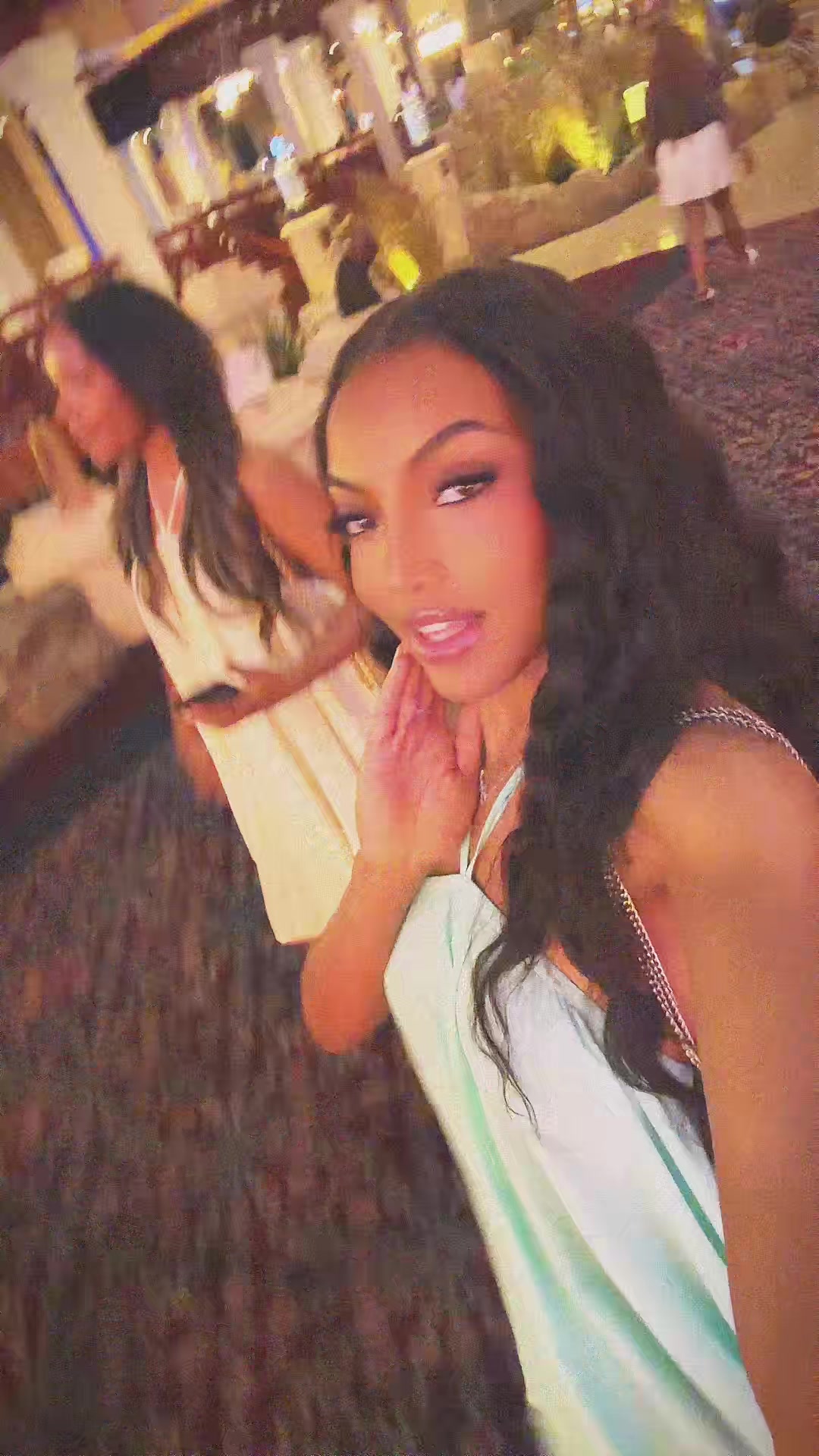 @SYDNI SIMONE