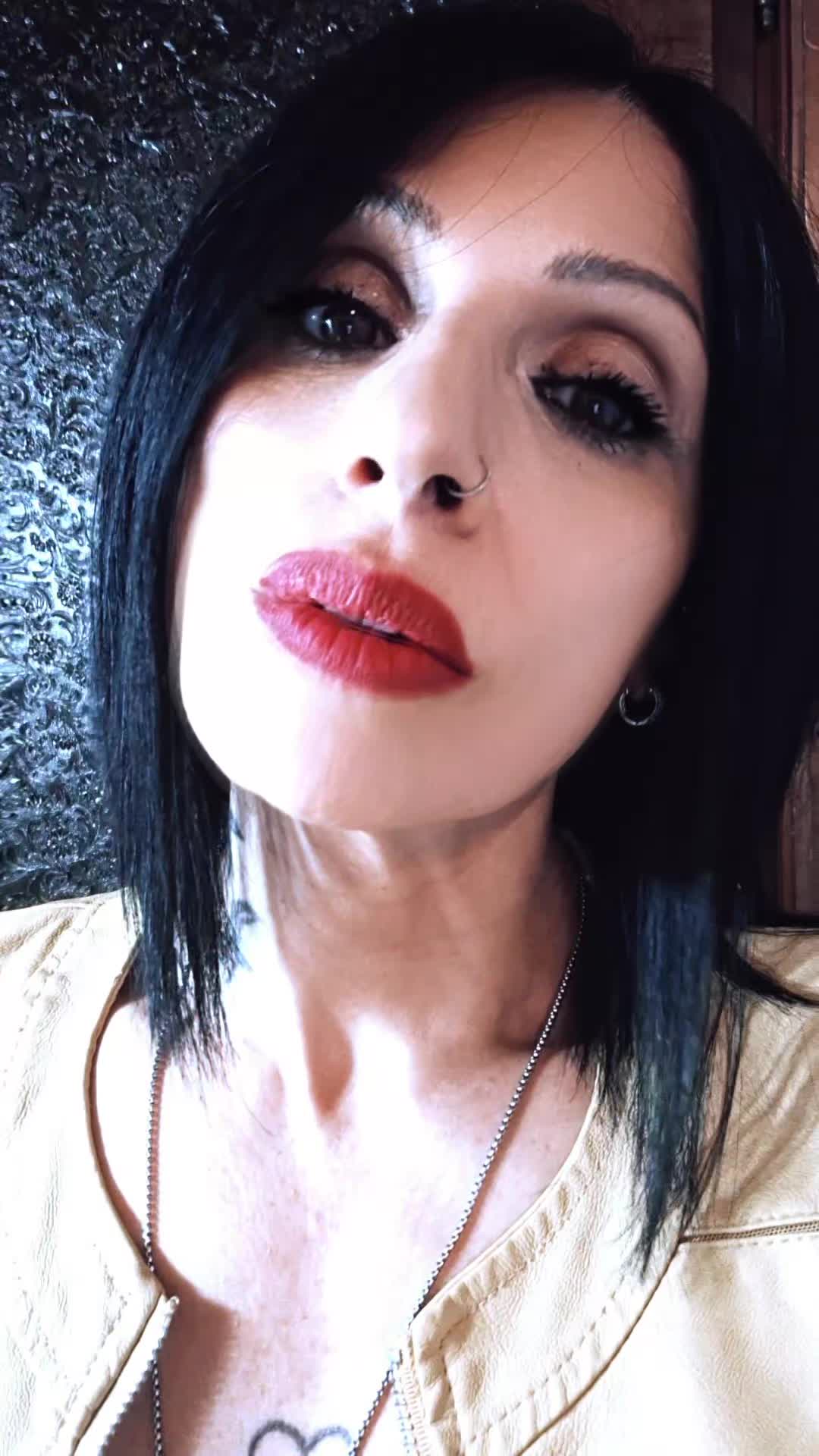 @Luciana