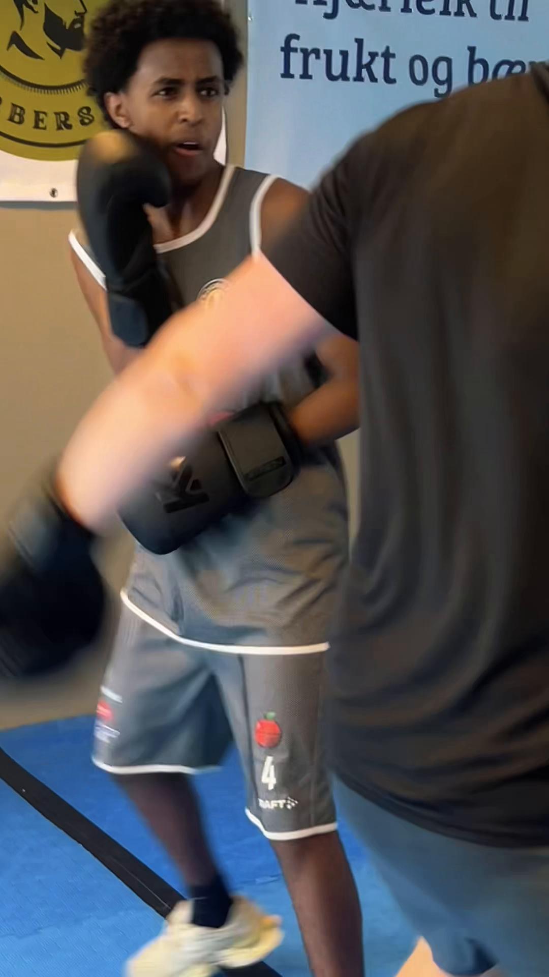 @Sunchezz