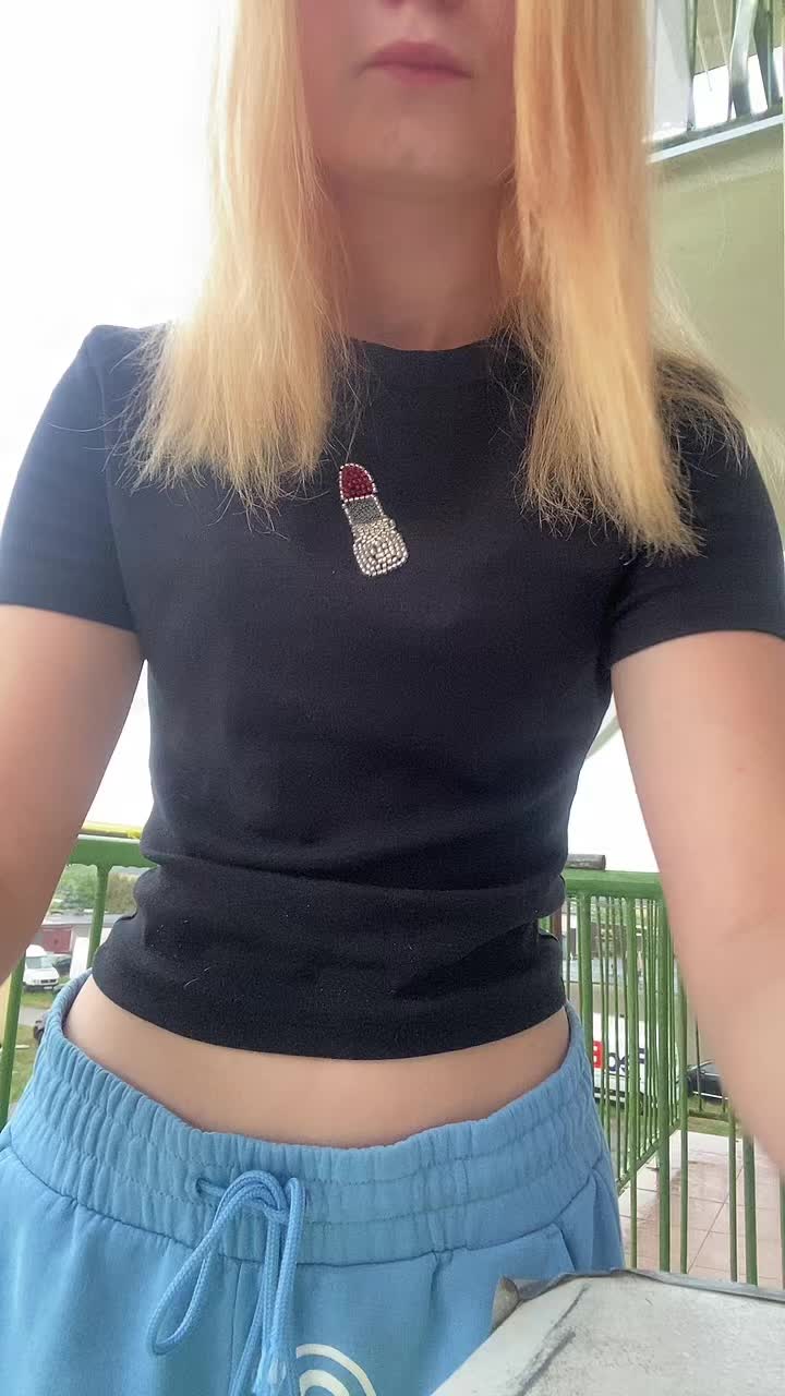 @nikolciaa