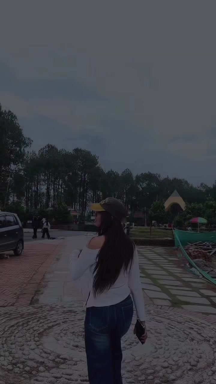 @🦋