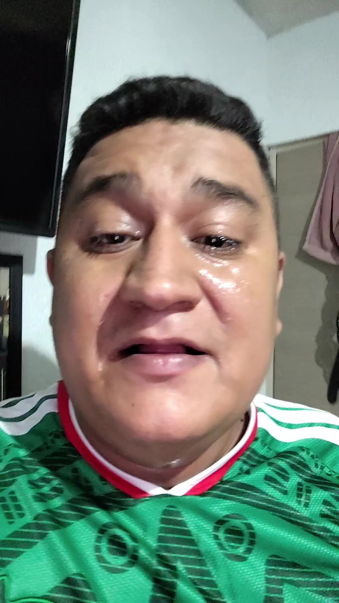 @Salas América