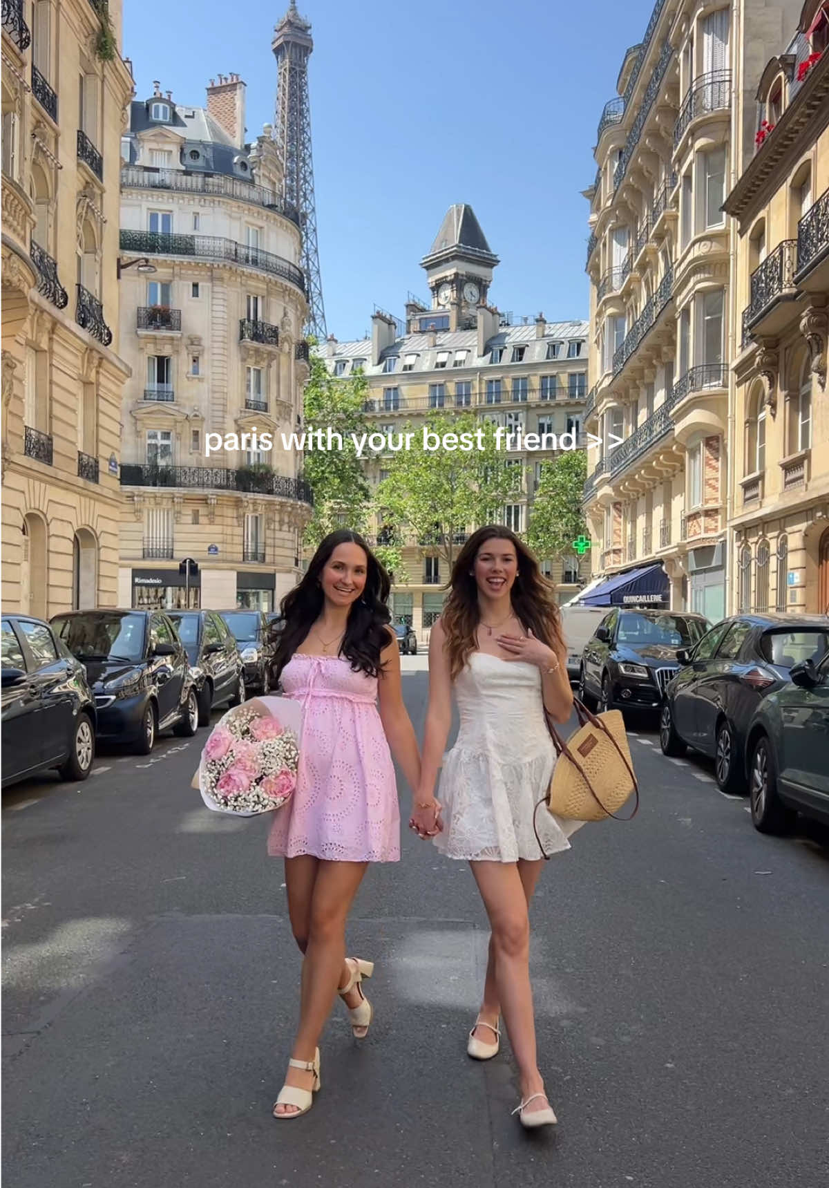 @ZOE IN PARIS 🇫🇷