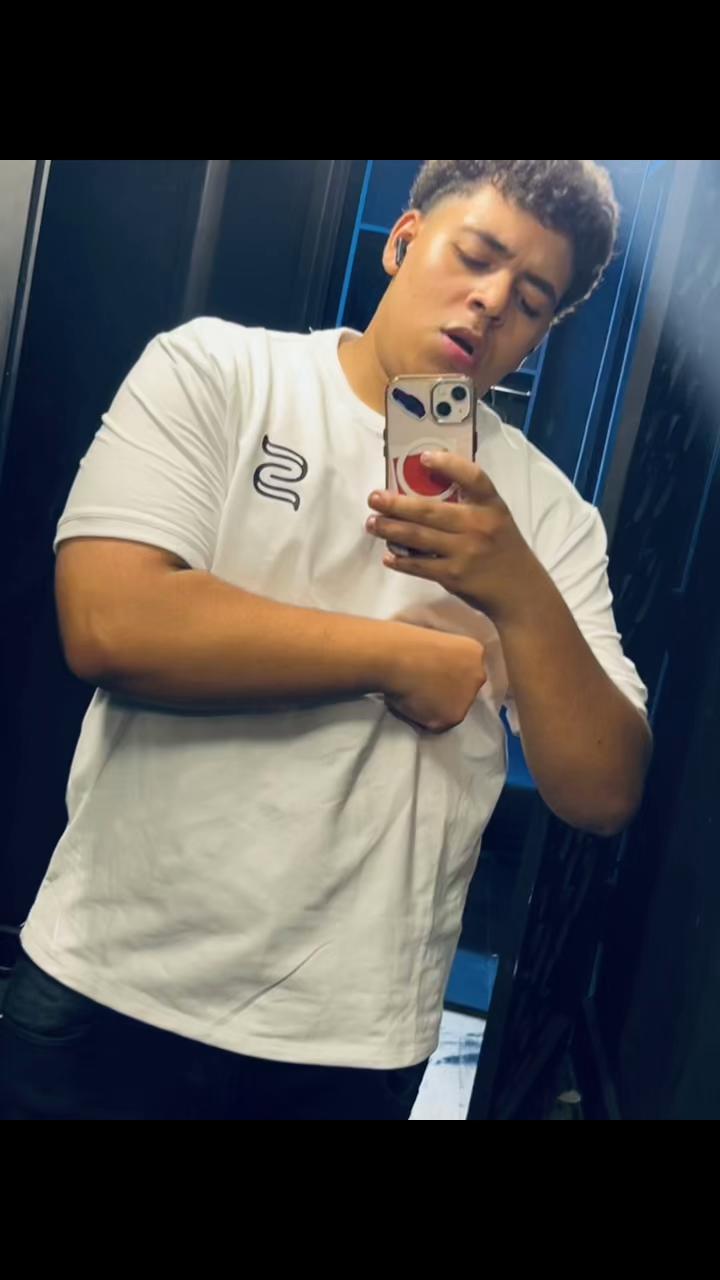 @سُّـــاًيـــ🤴🏻كًّـــــوٍّ💸