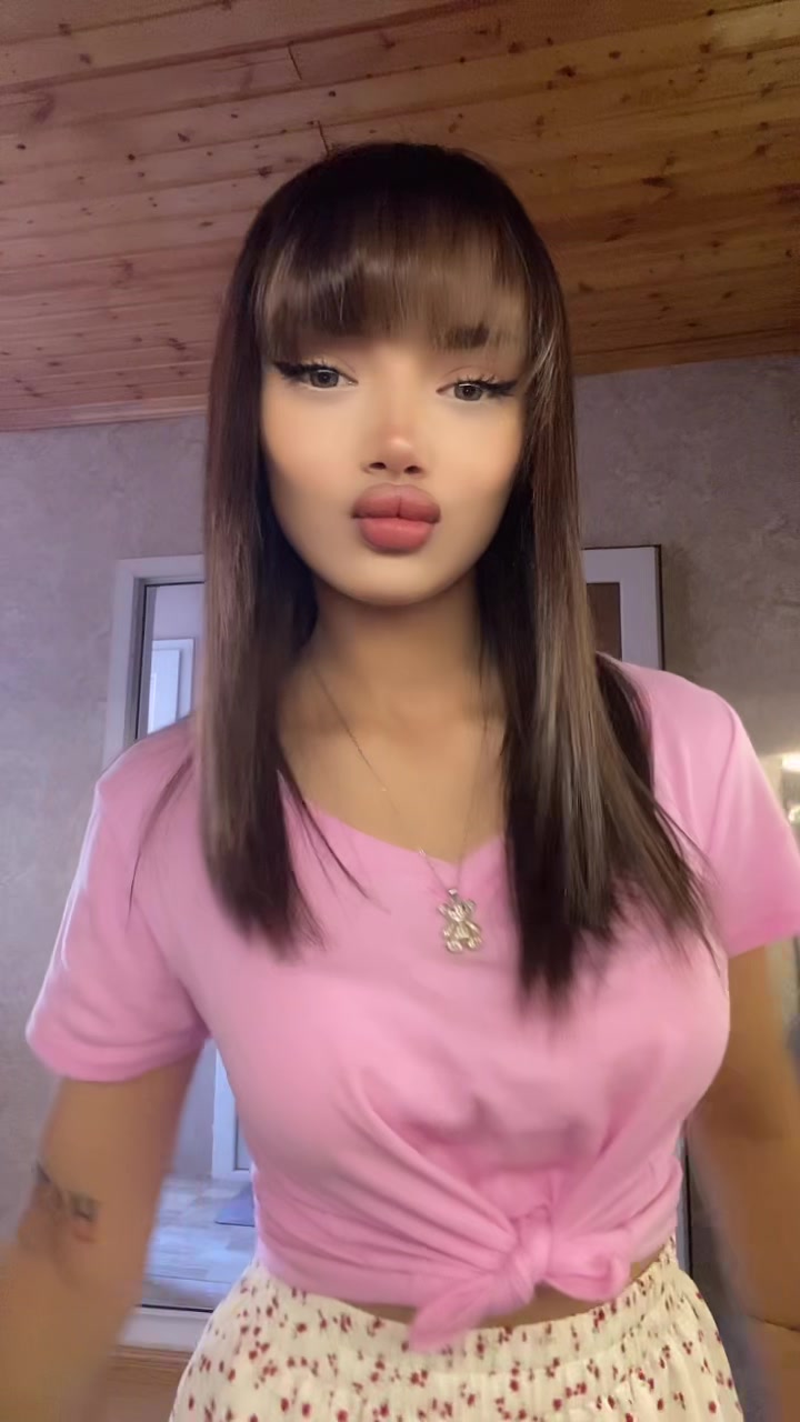 @𝐔𝐥𝐲𝐚🤍