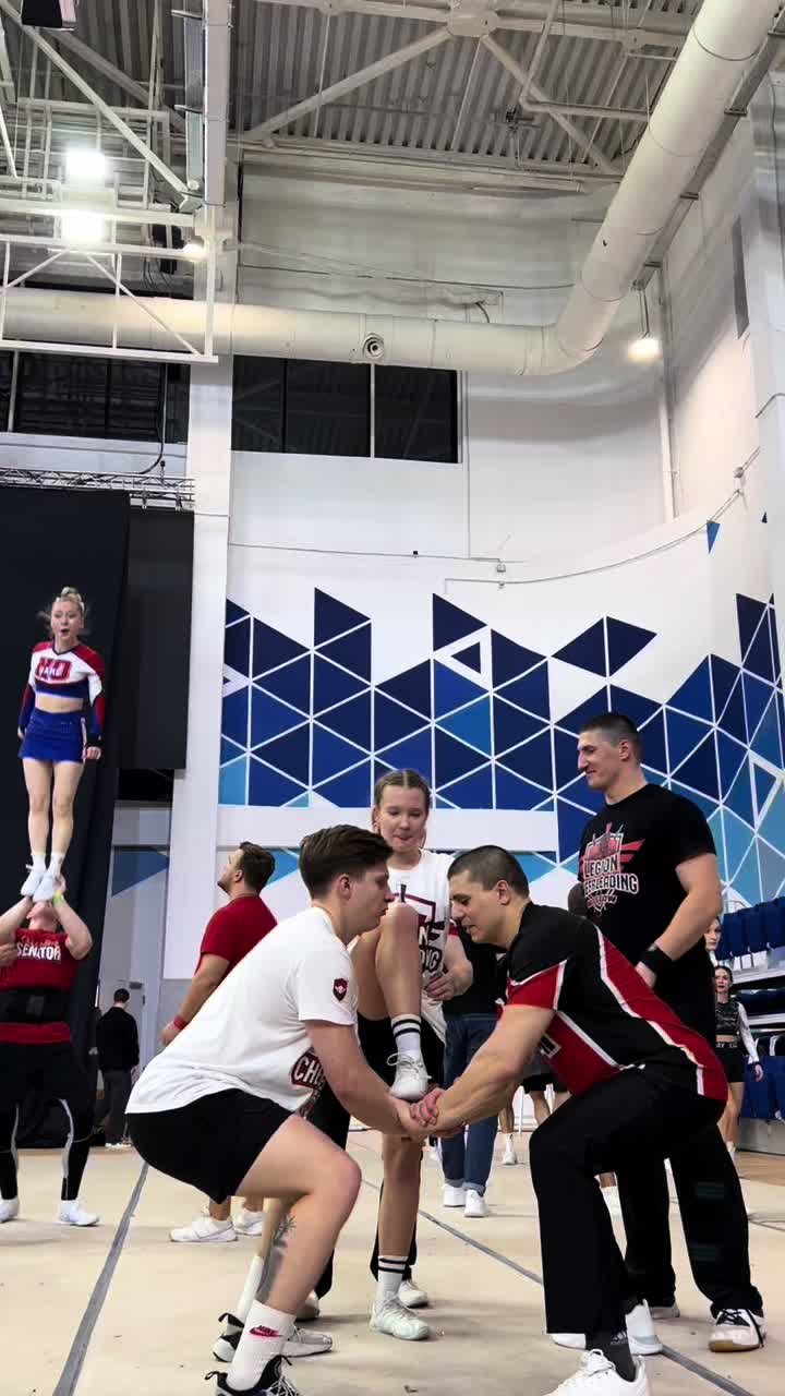@тгк та самая чирлидерша