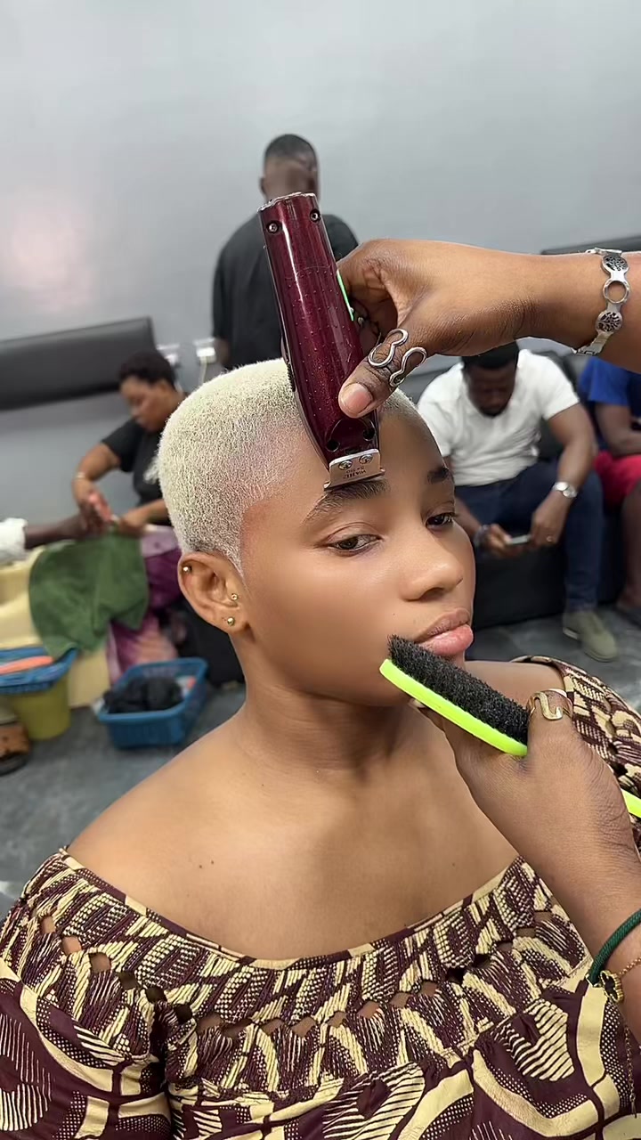 @Jean_kero_barber225