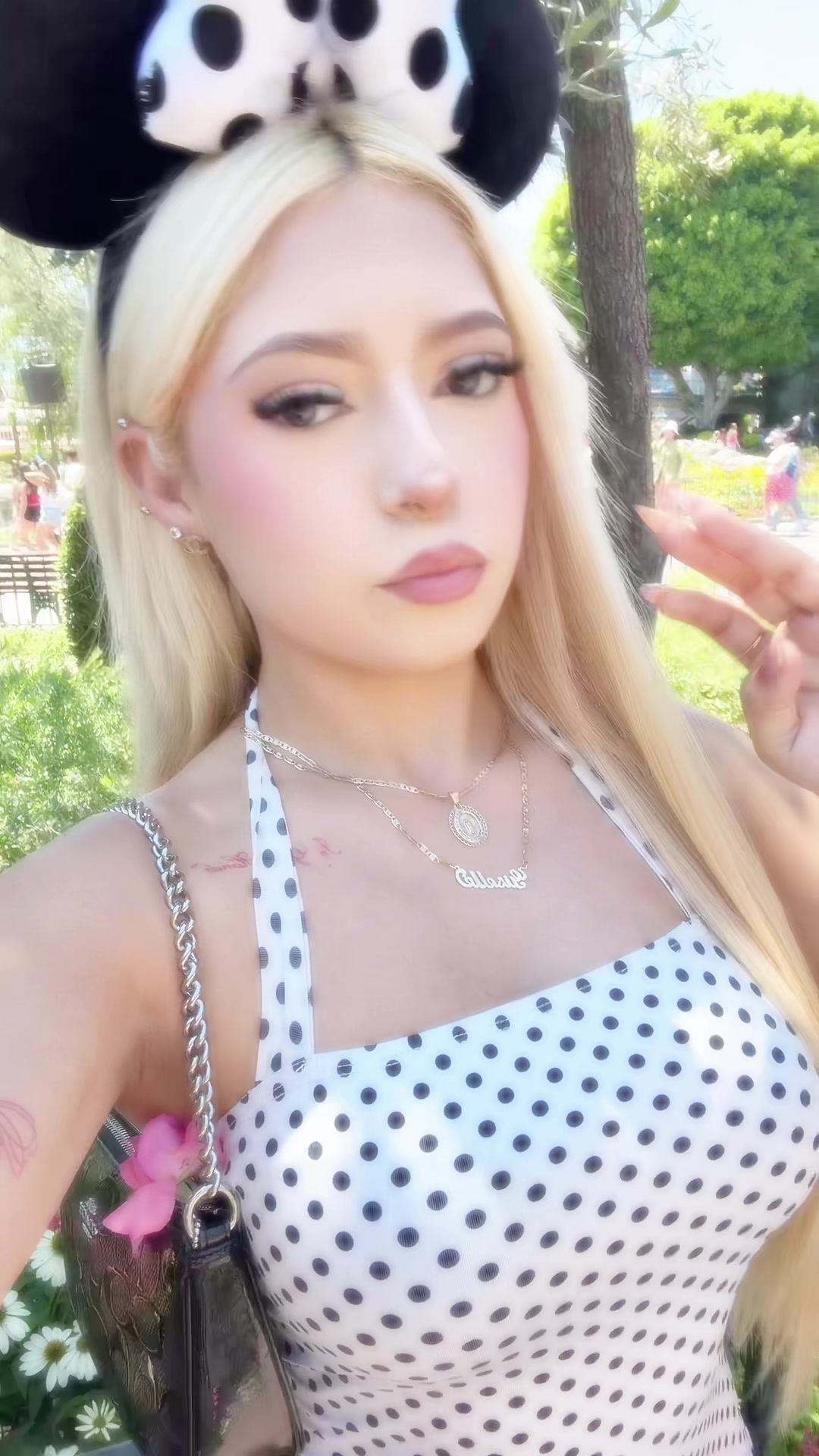 @𝑔𝒾𝓈ℯ𝓁𝓁ℯ 𐙚