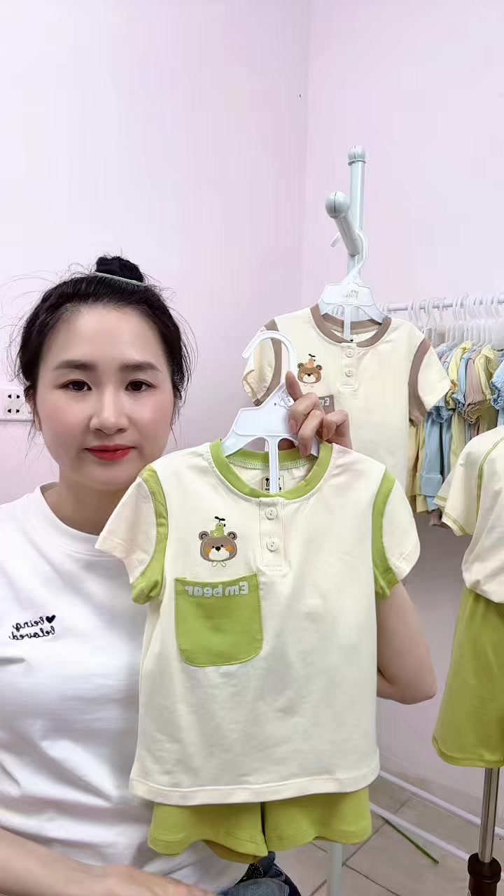 @Em Bear Fashion Kid