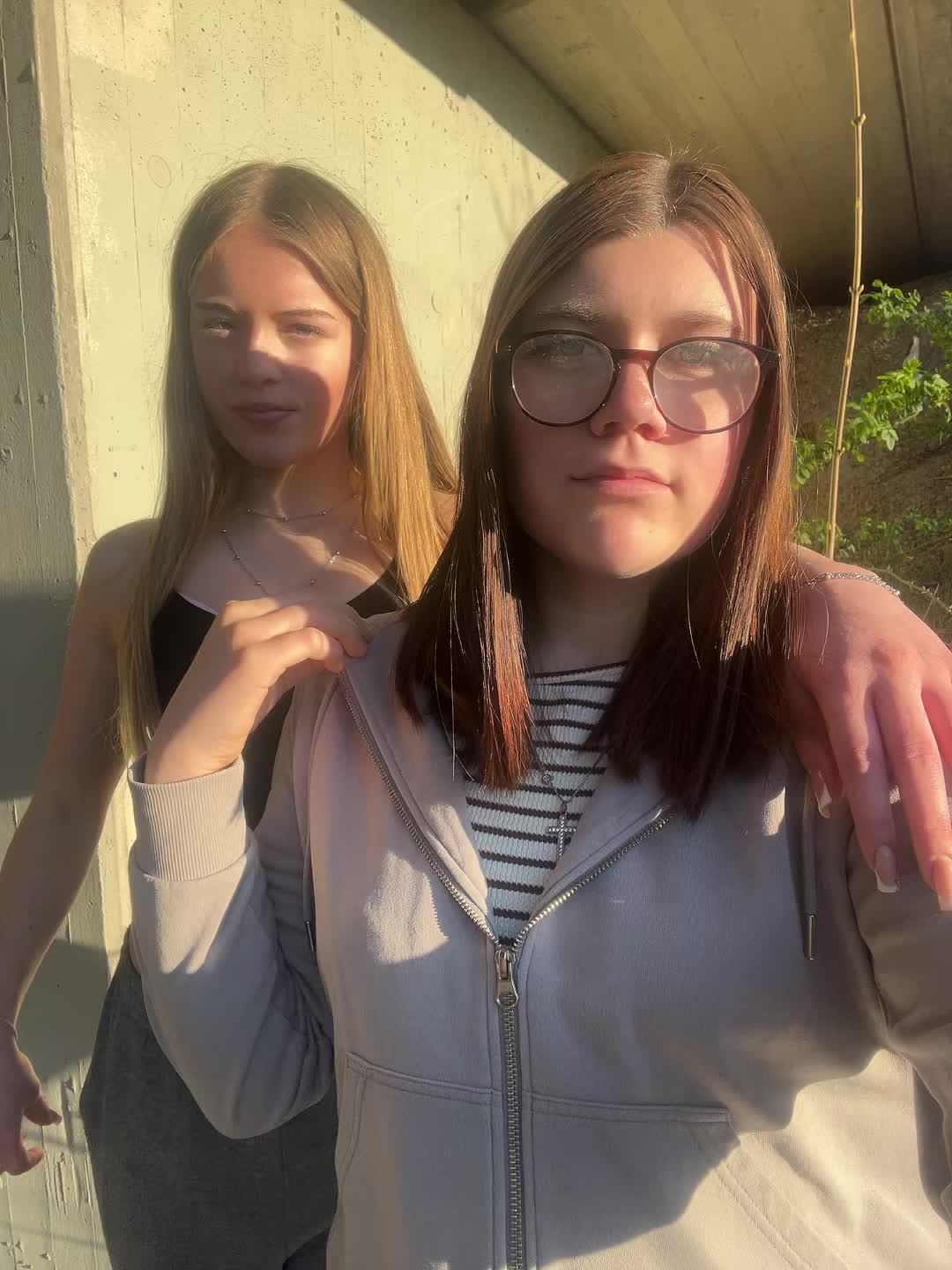 @twinsis
