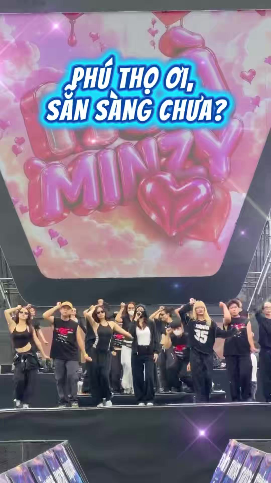 @Gia Đình Mèo Máy