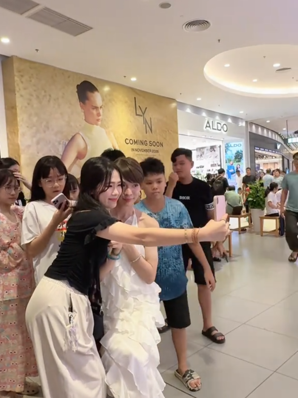 @✨️Phóng viên thường trú👑
