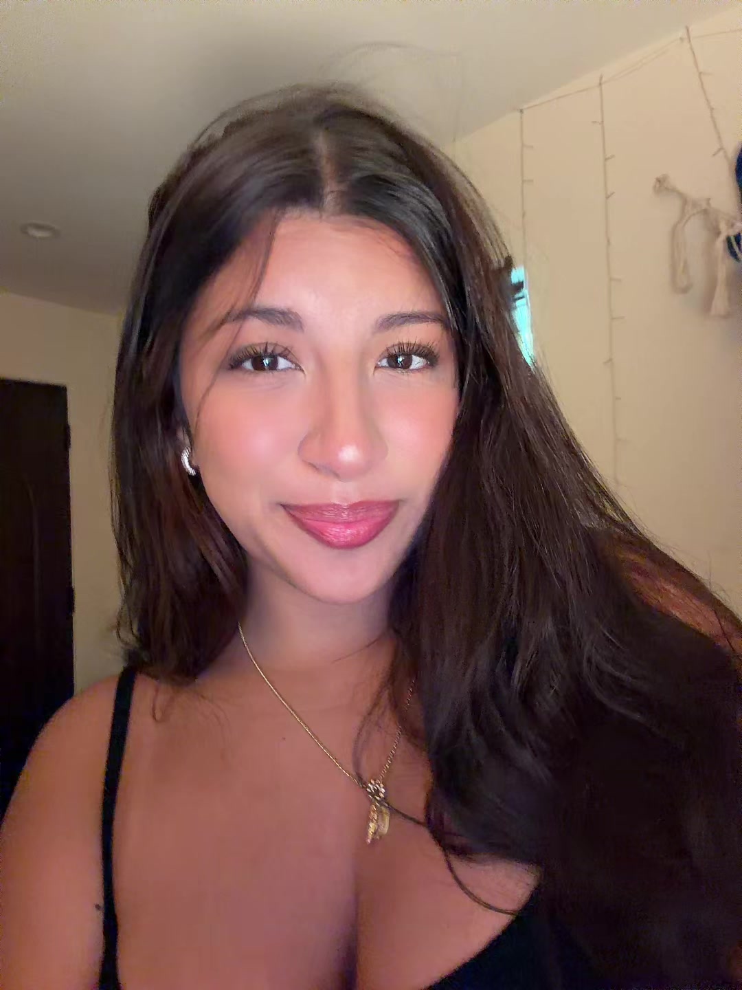 @EMILY ✰🩵