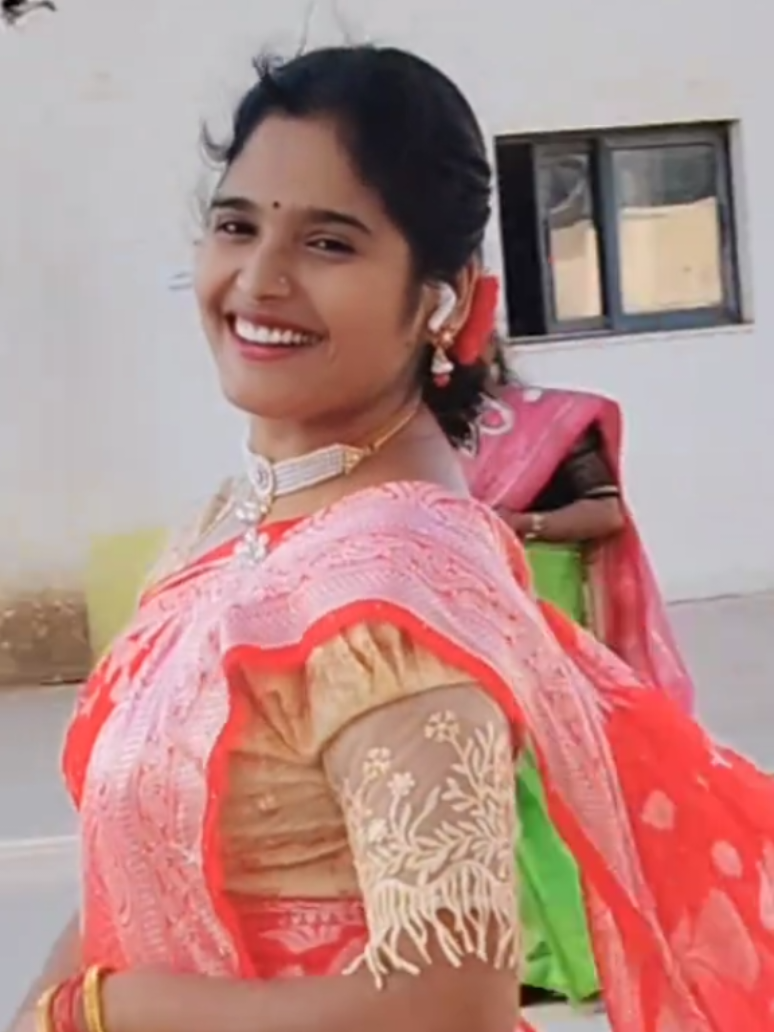 @সুমি