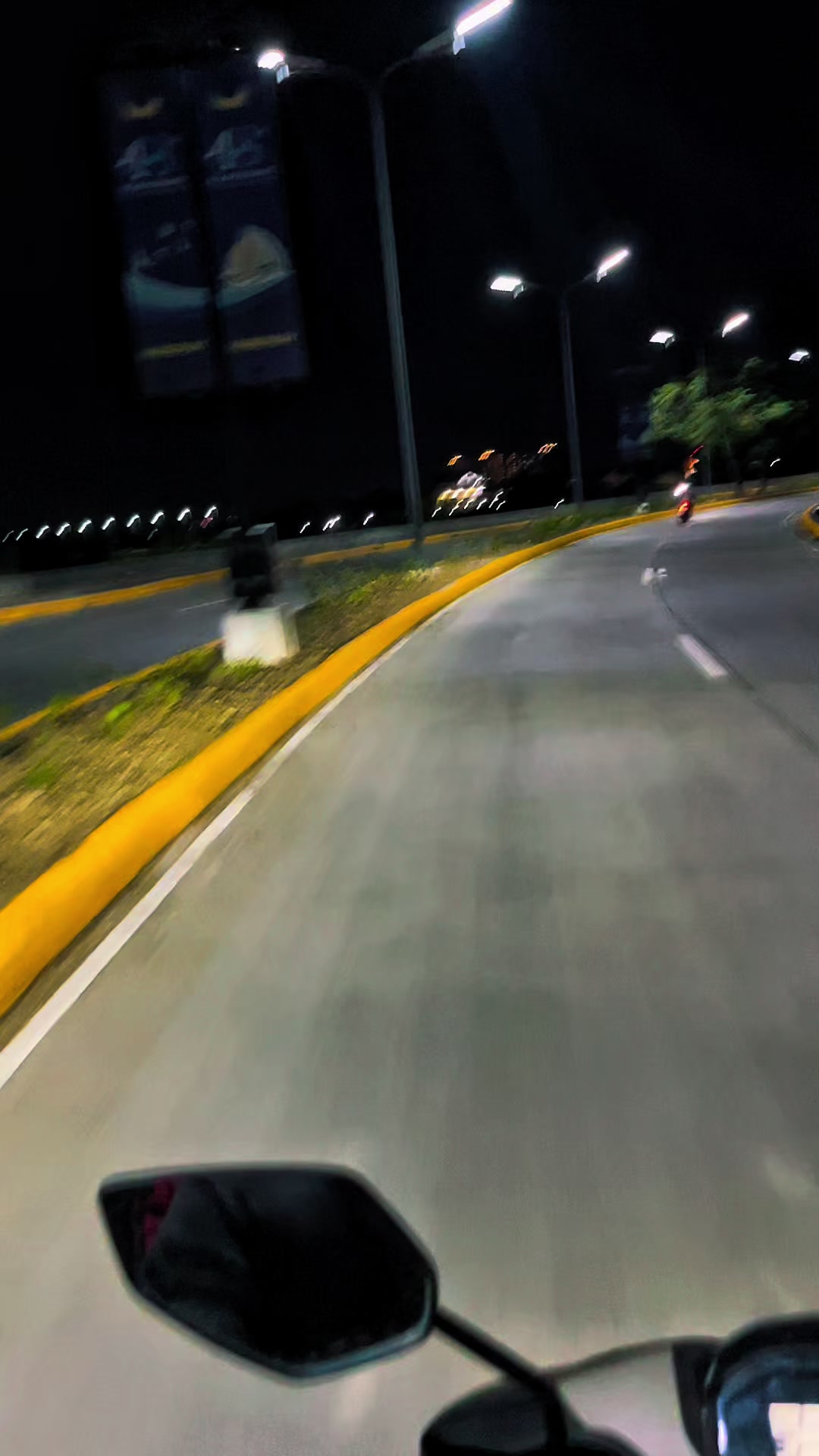 @𝙭𝘿𝙚𝙡𝙞𝙤17