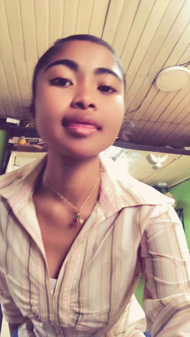 @ℳ𝒾𝒶𝓂𝓂🫦