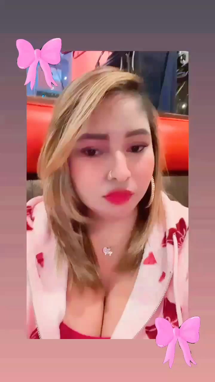 @*Mizz_Becky*