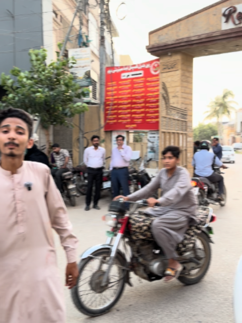 @Karachi Ki Duniya 2