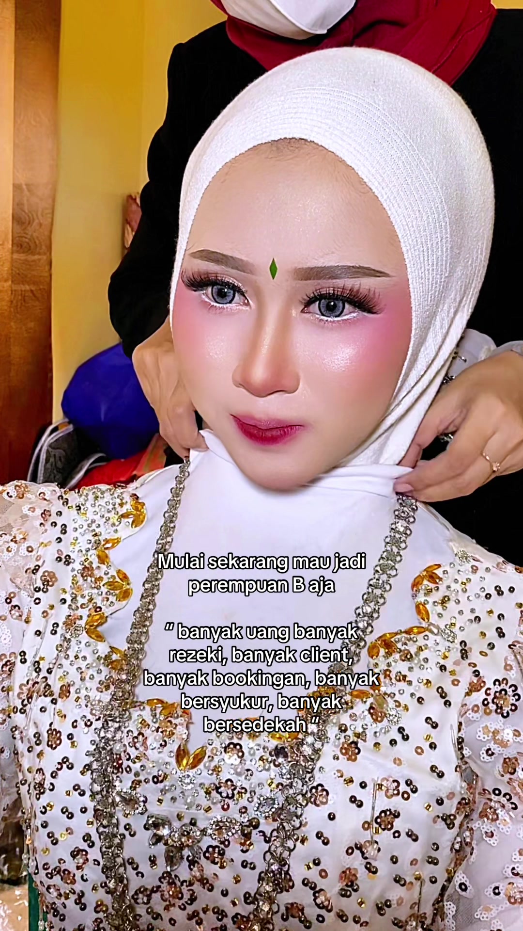 @Silvia Makeup Artist Cirebon