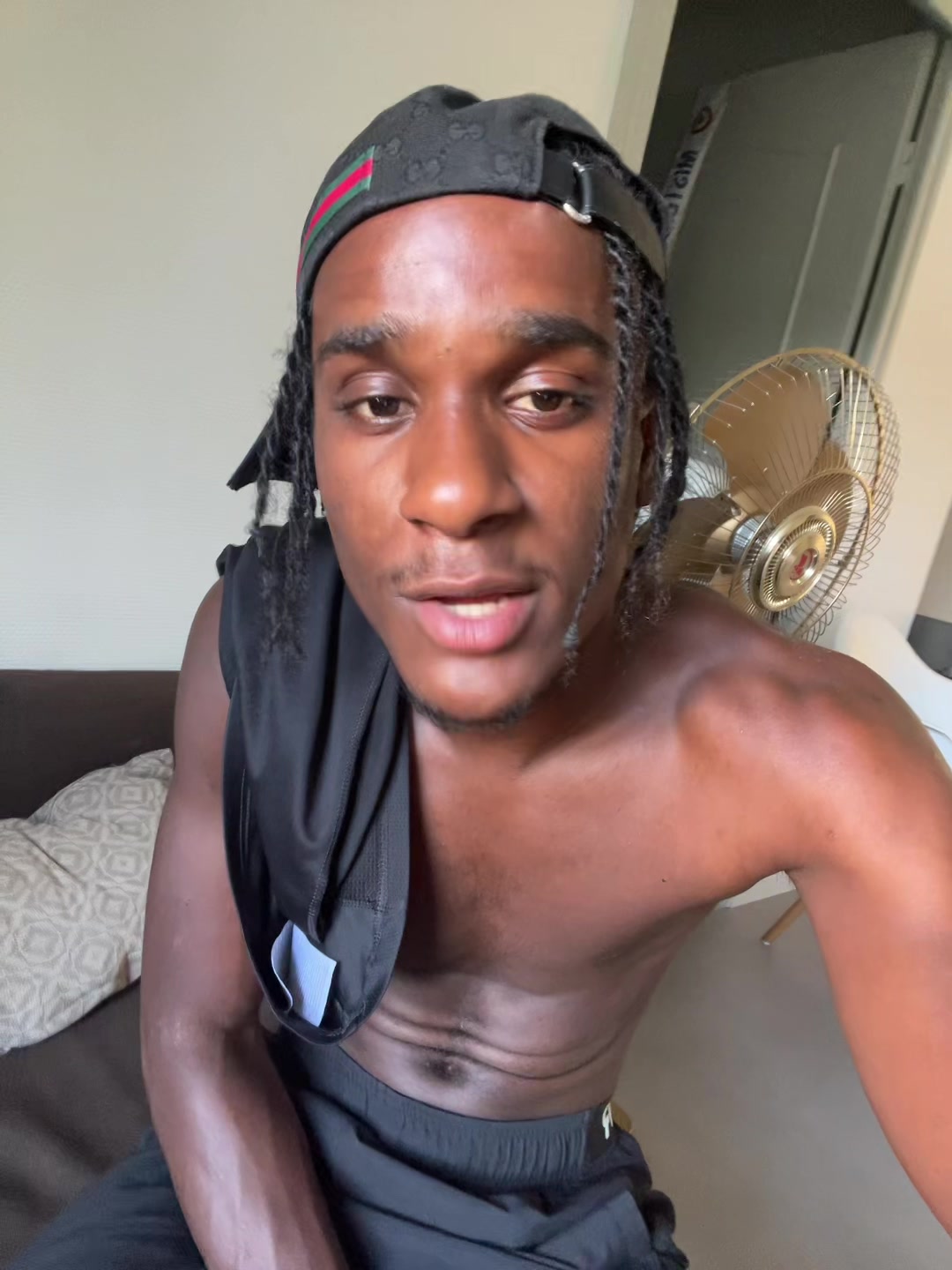 @Le_war26k🎭