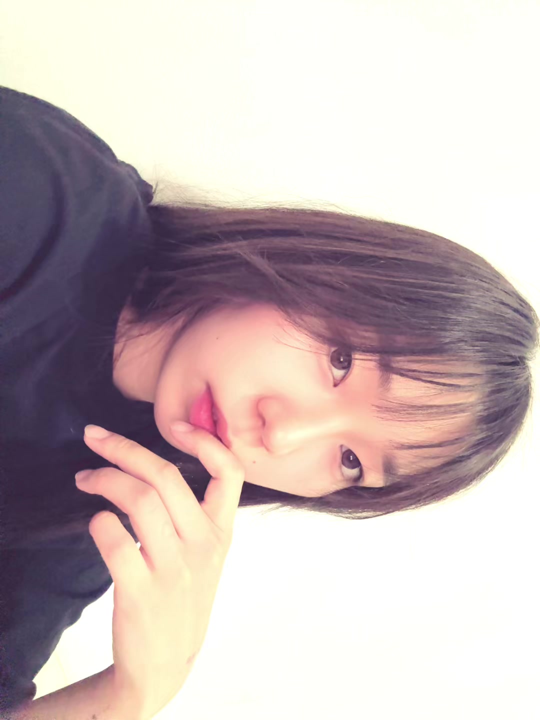 @vi.jpg