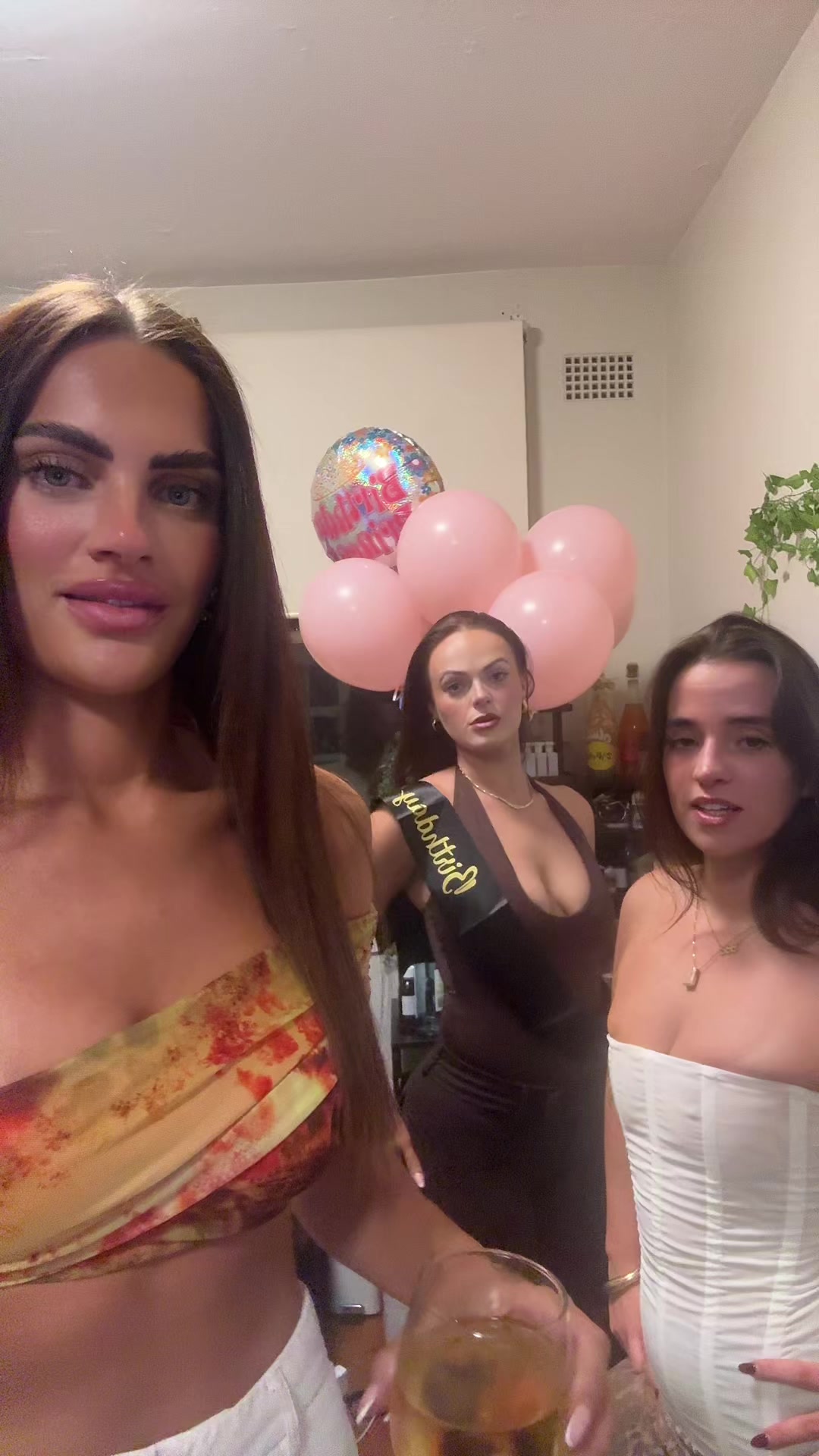 @Kiki