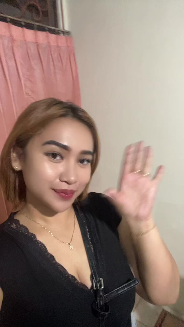 @julia frinella sari