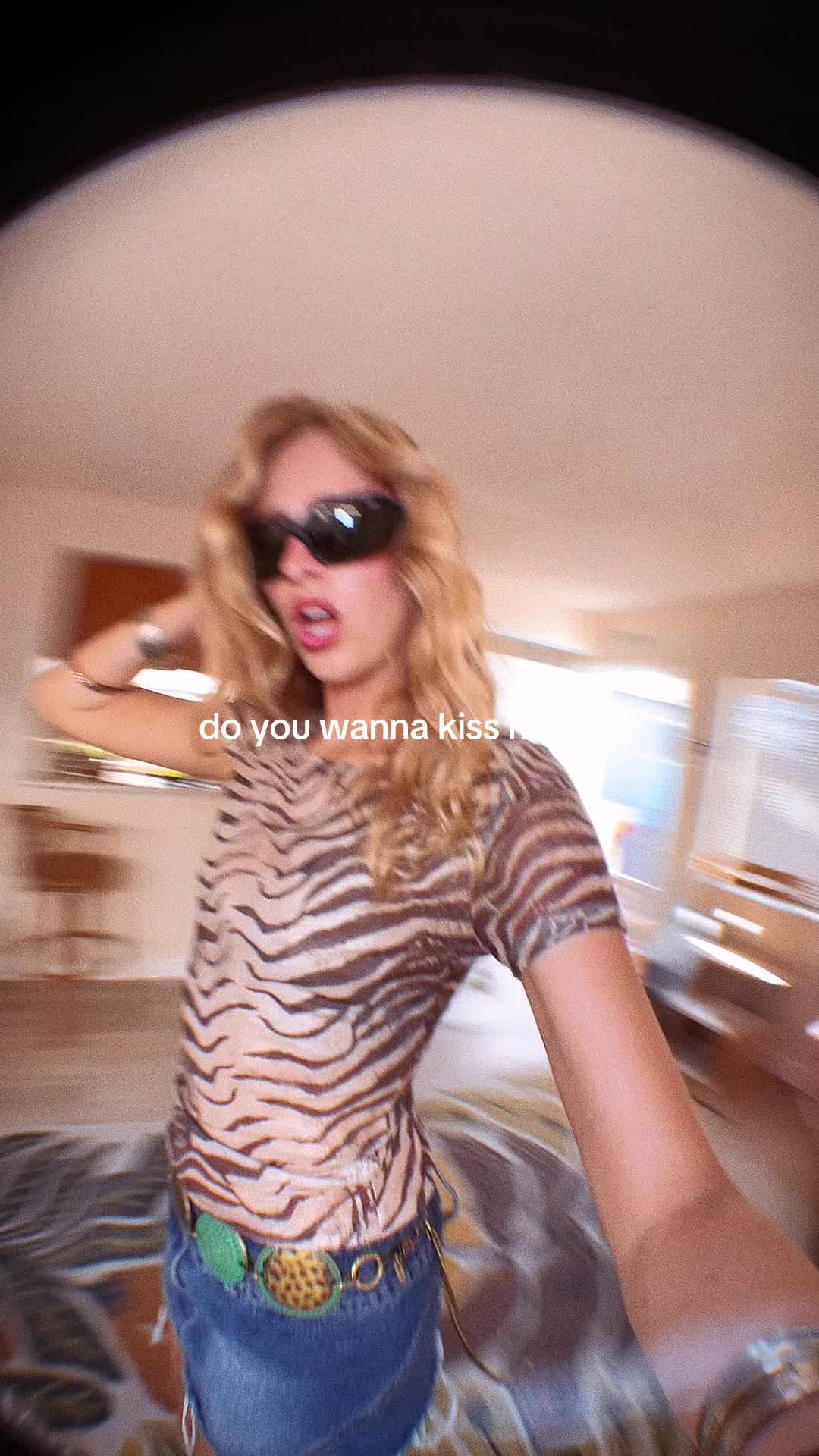 @kelseykinch