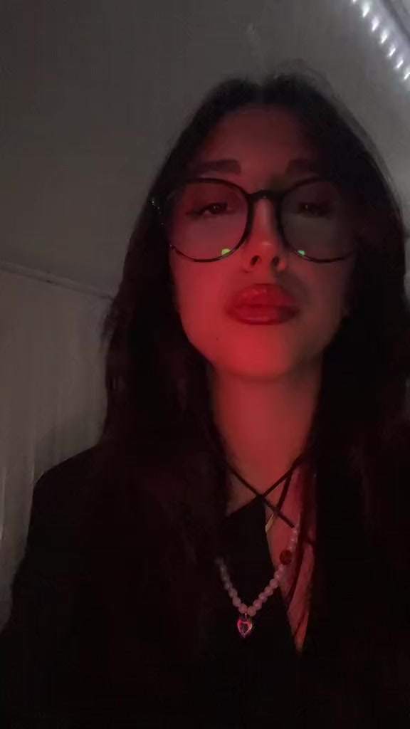 @ezel Sönmez