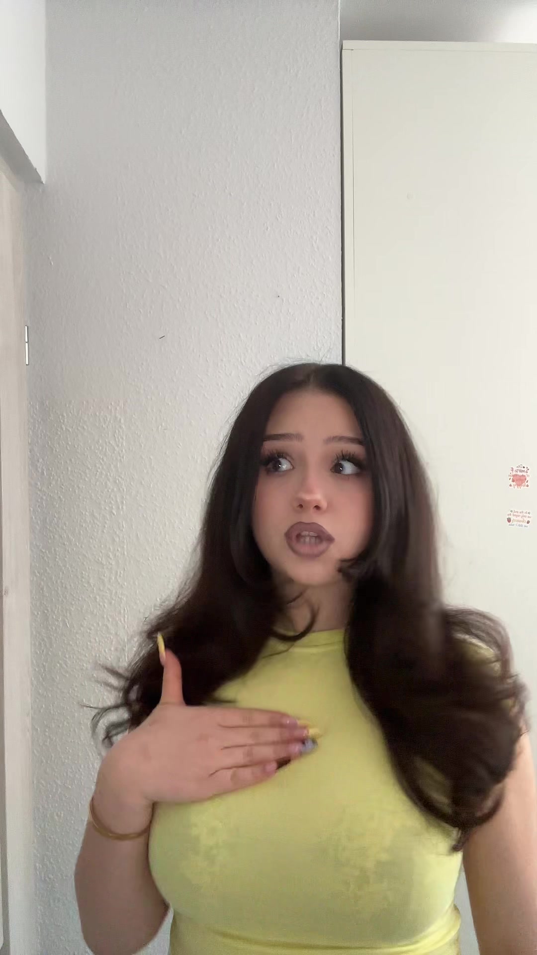 @notalejandra