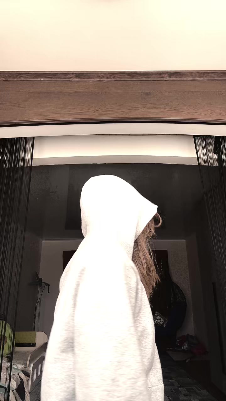@le🐬