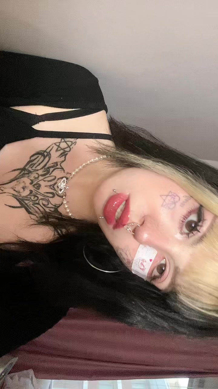 @⦻lolidog4