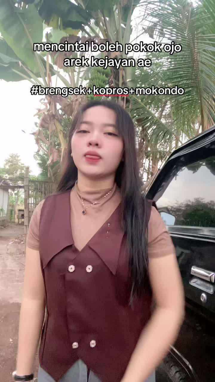 @Anisaratu👑