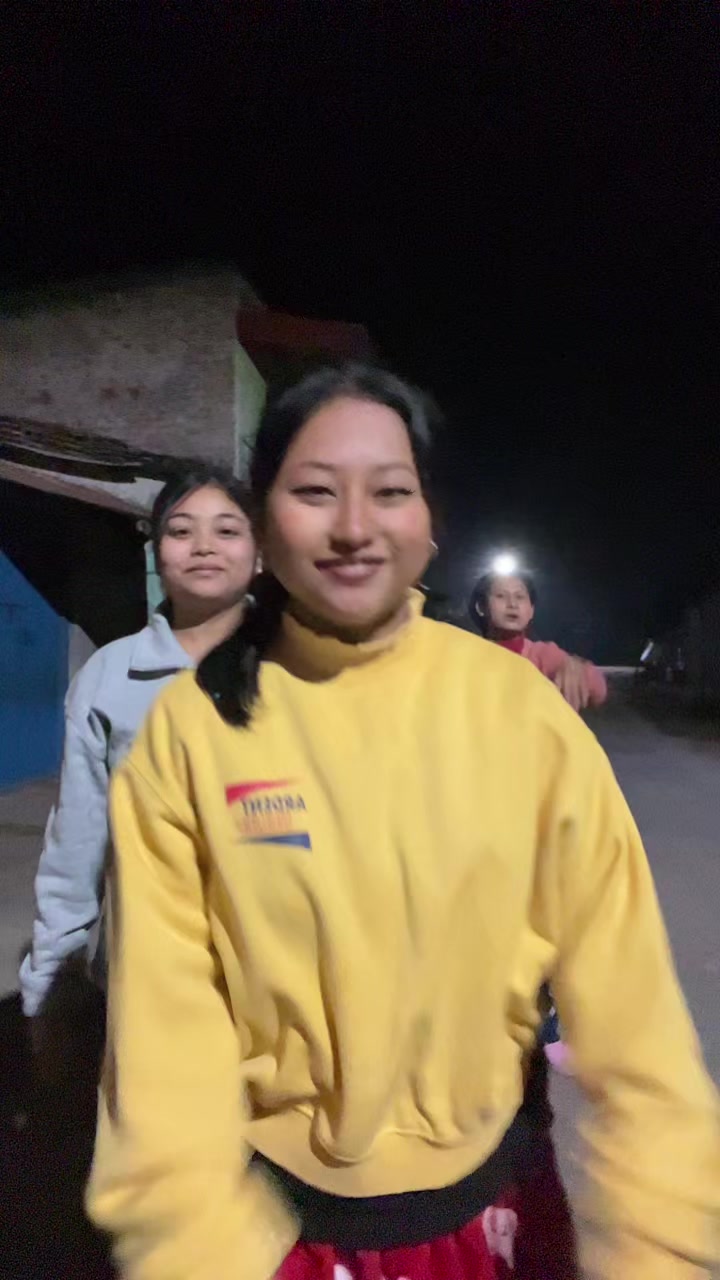 @🐼