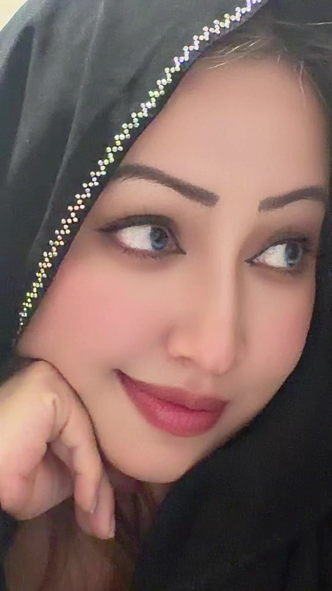 @naz__nikpai