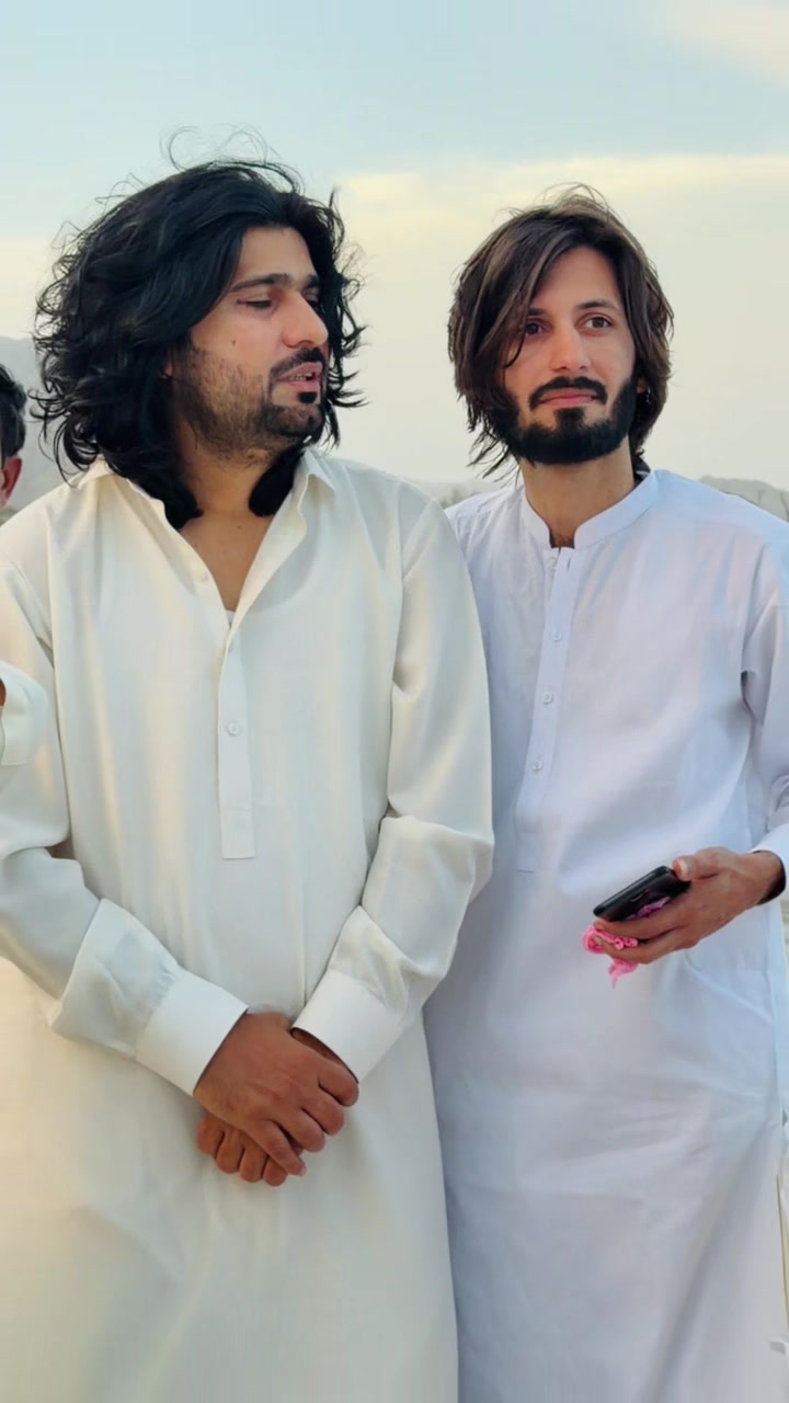 @Arbaz Khan Niazi💕
