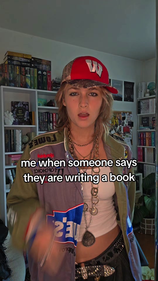 @stella⭐️📚