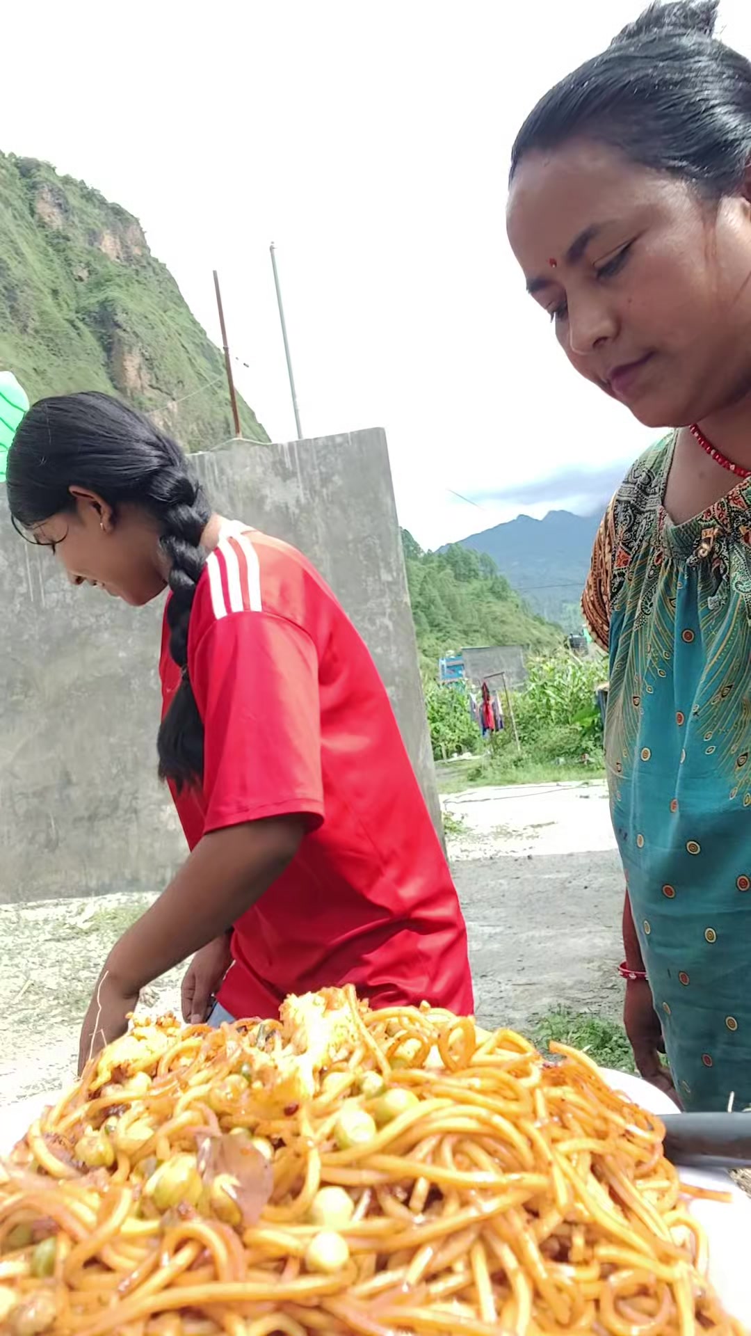 @मिना मगर 💖