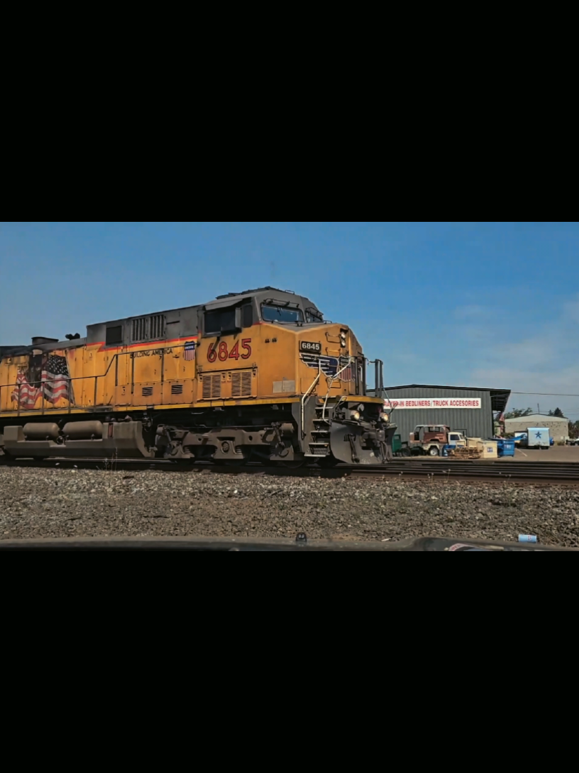 @railfan_parker