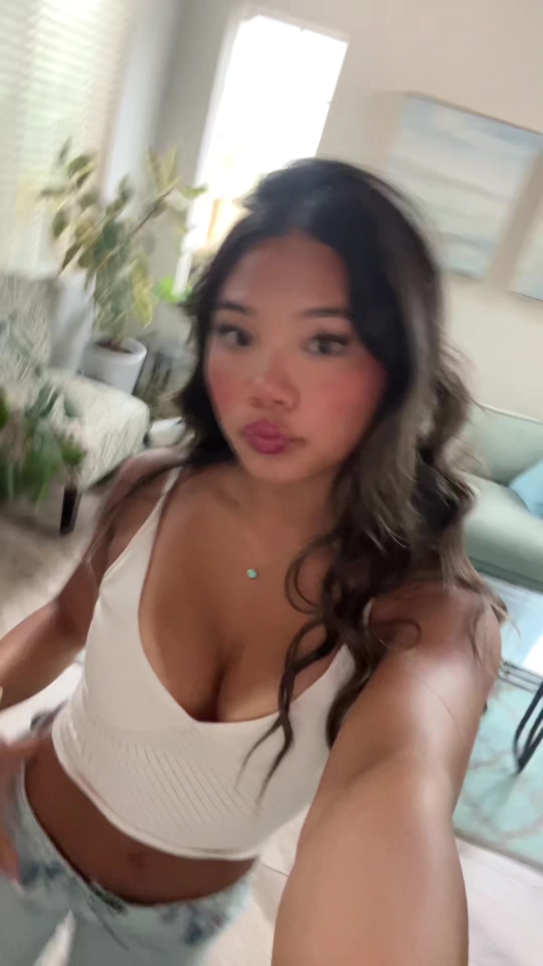 @minadegz.com