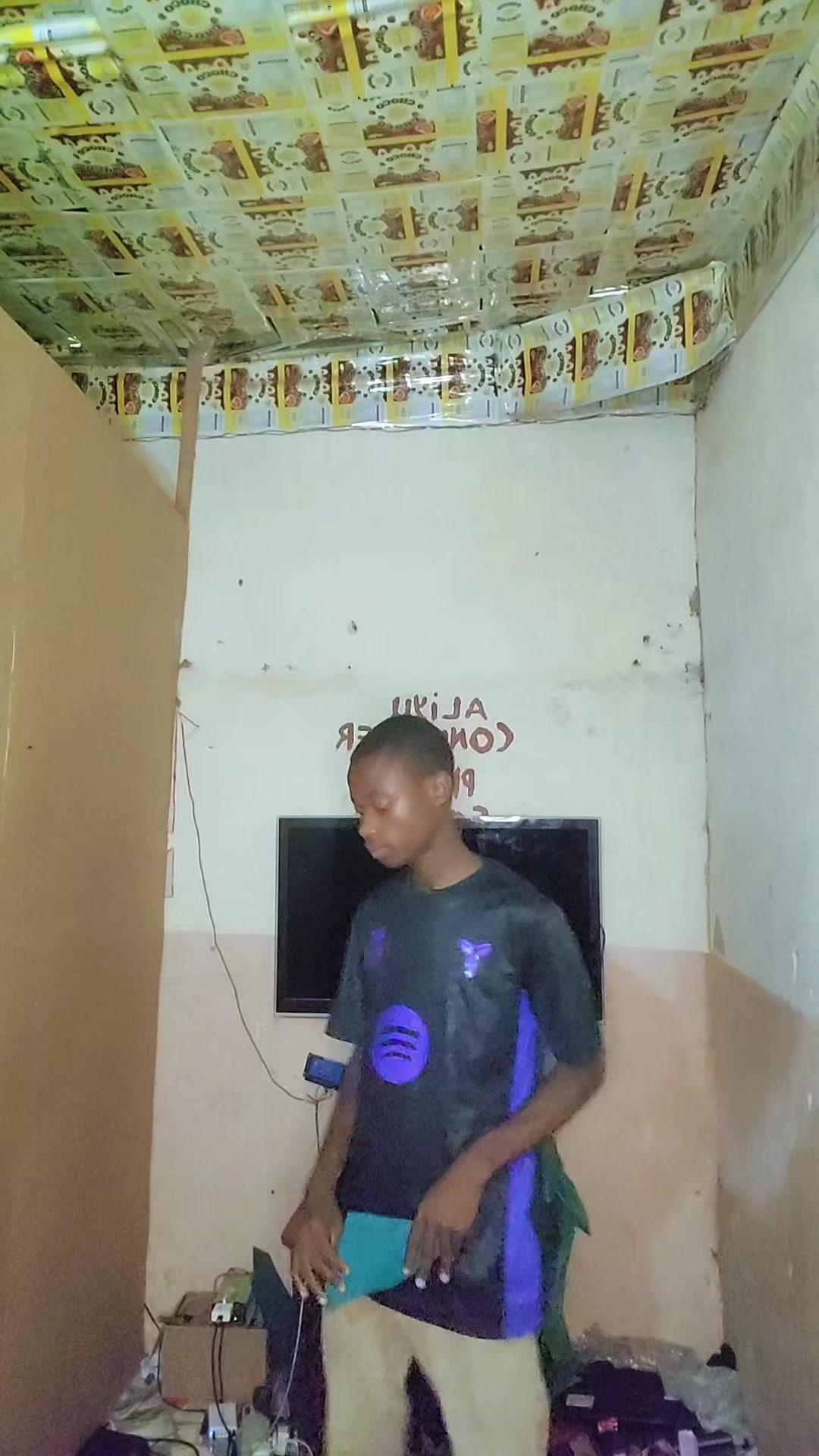 @👑Aliyu connecter👑💠