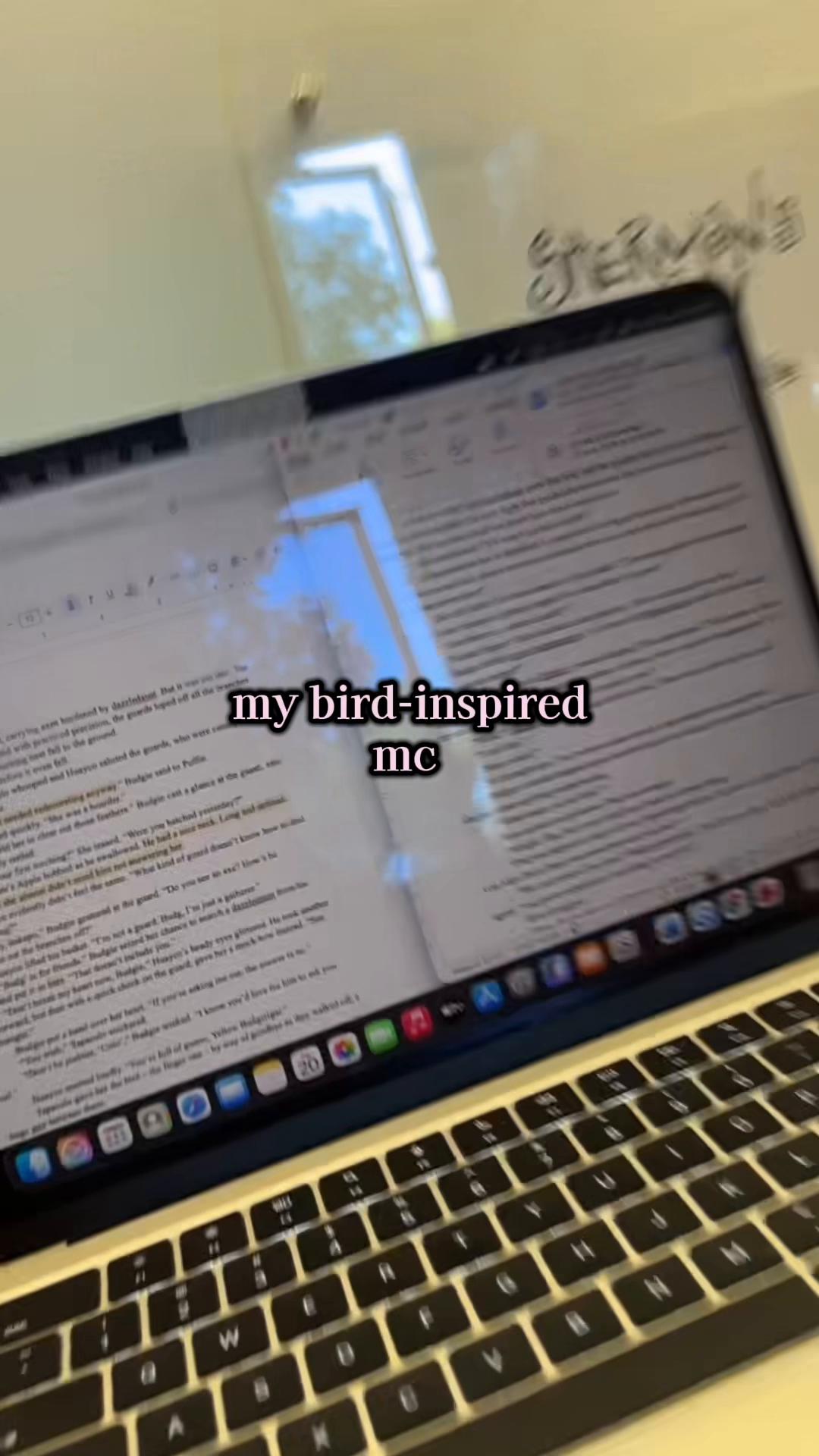 @tweetwittwy | writer ✍️ 📚
