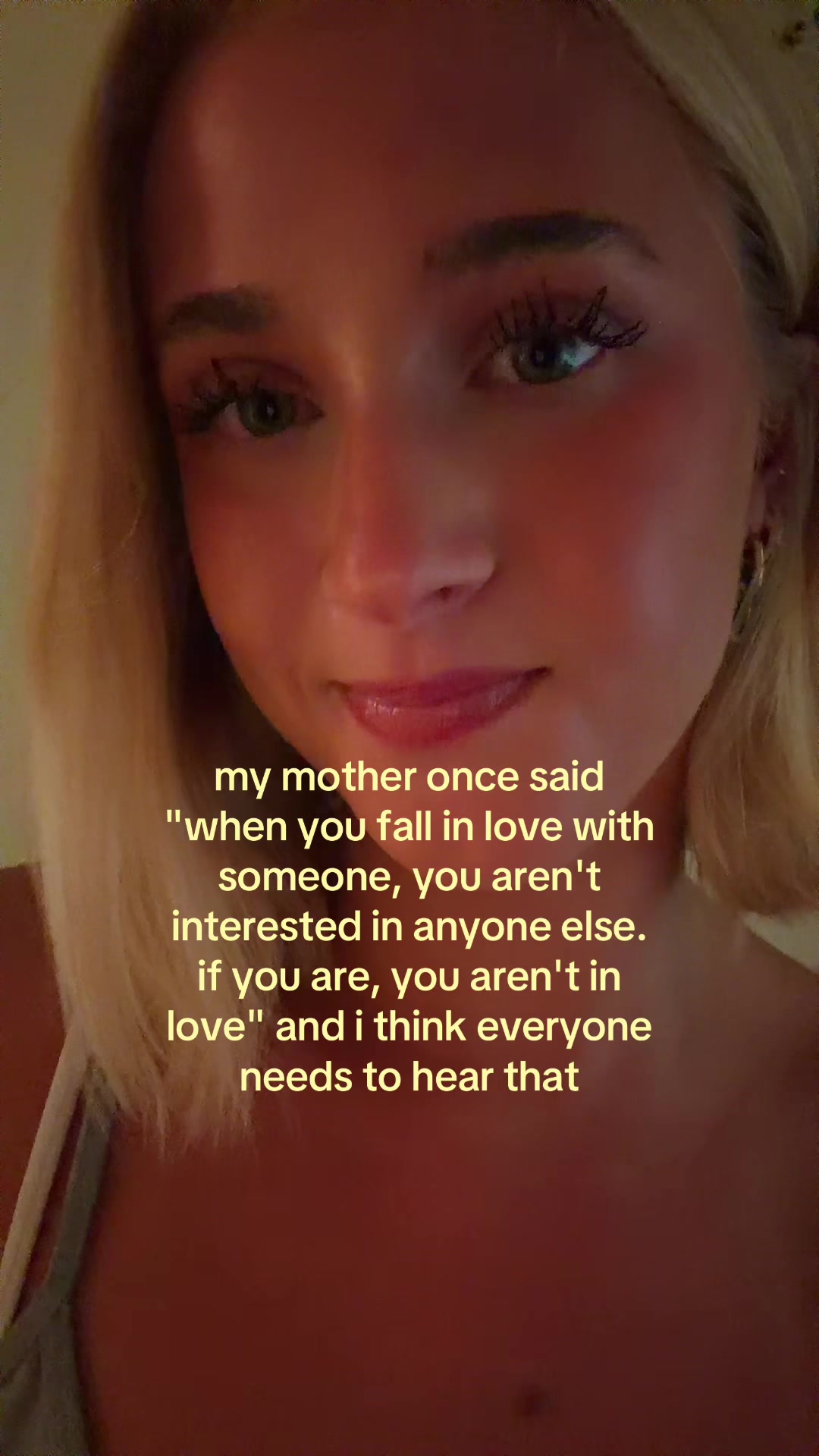 @theelliebarker